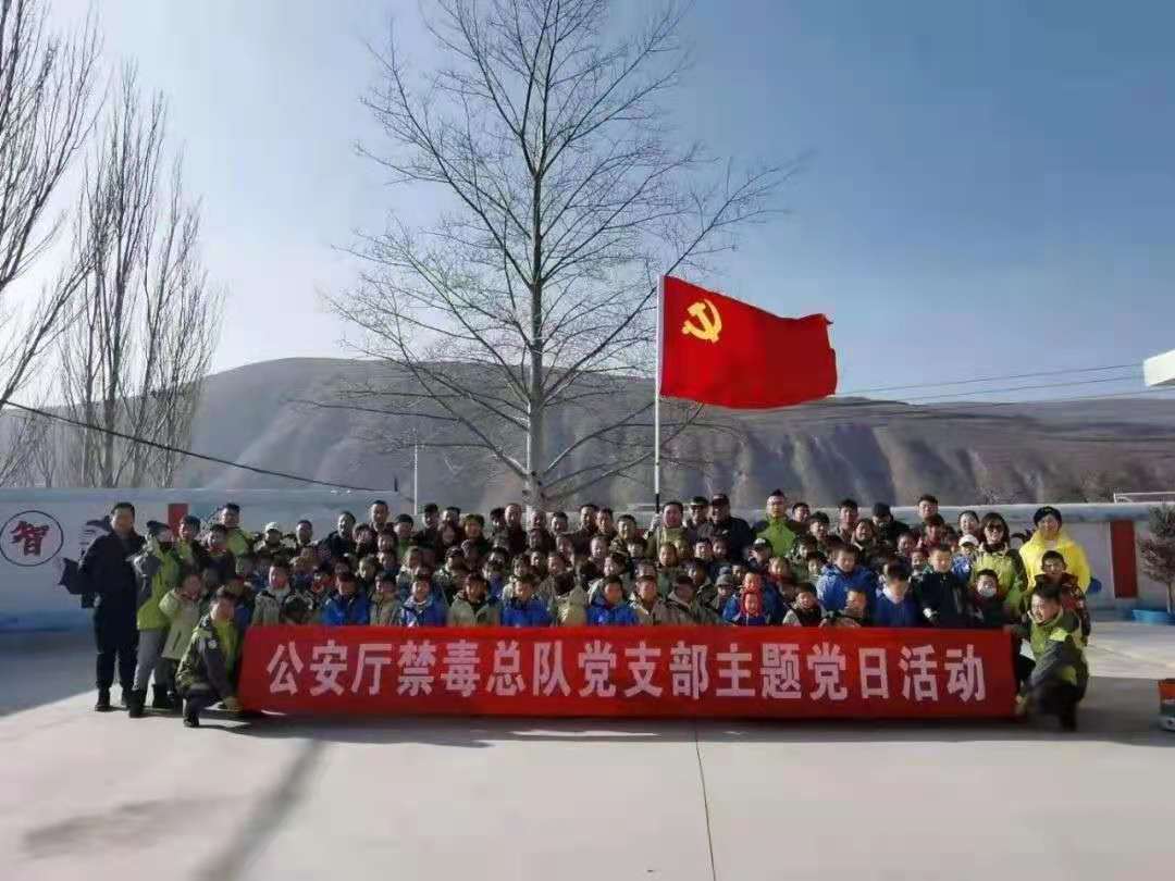 142507102.jpg